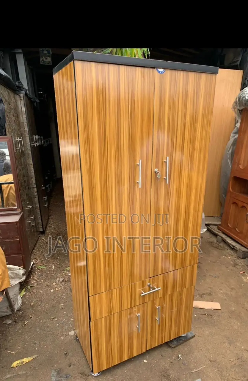 Wardrobe 32 by 6ft