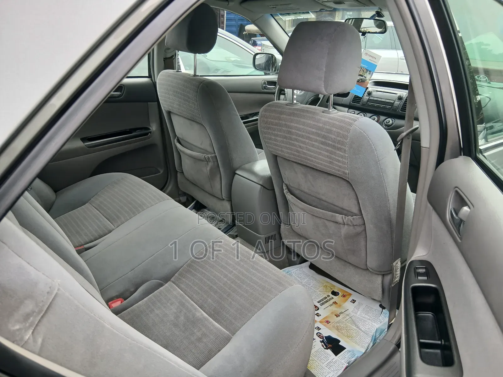 Toyota Camry LE 4dr Sedan (2.4L 4cyl 5A) 2005 Gray