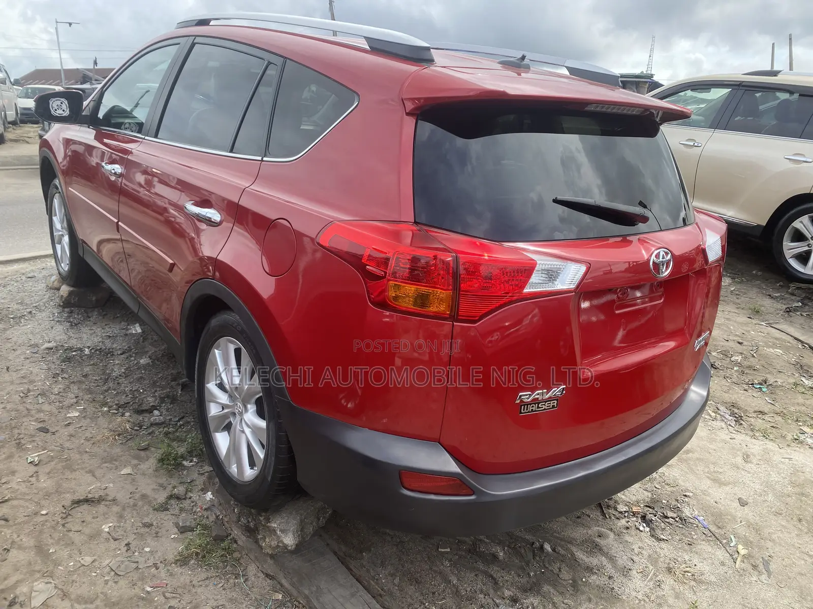 Toyota RAV4 Limited 4dr SUV (2.5L 4cyl 6A) 2015 Red