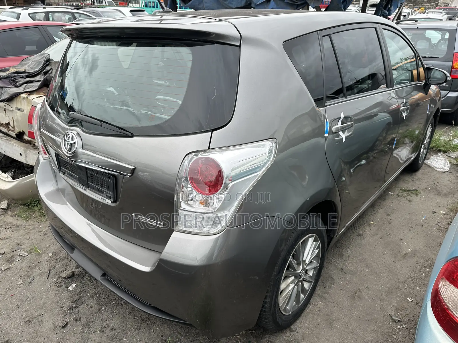 Toyota Verso 1.8 2016 Gray