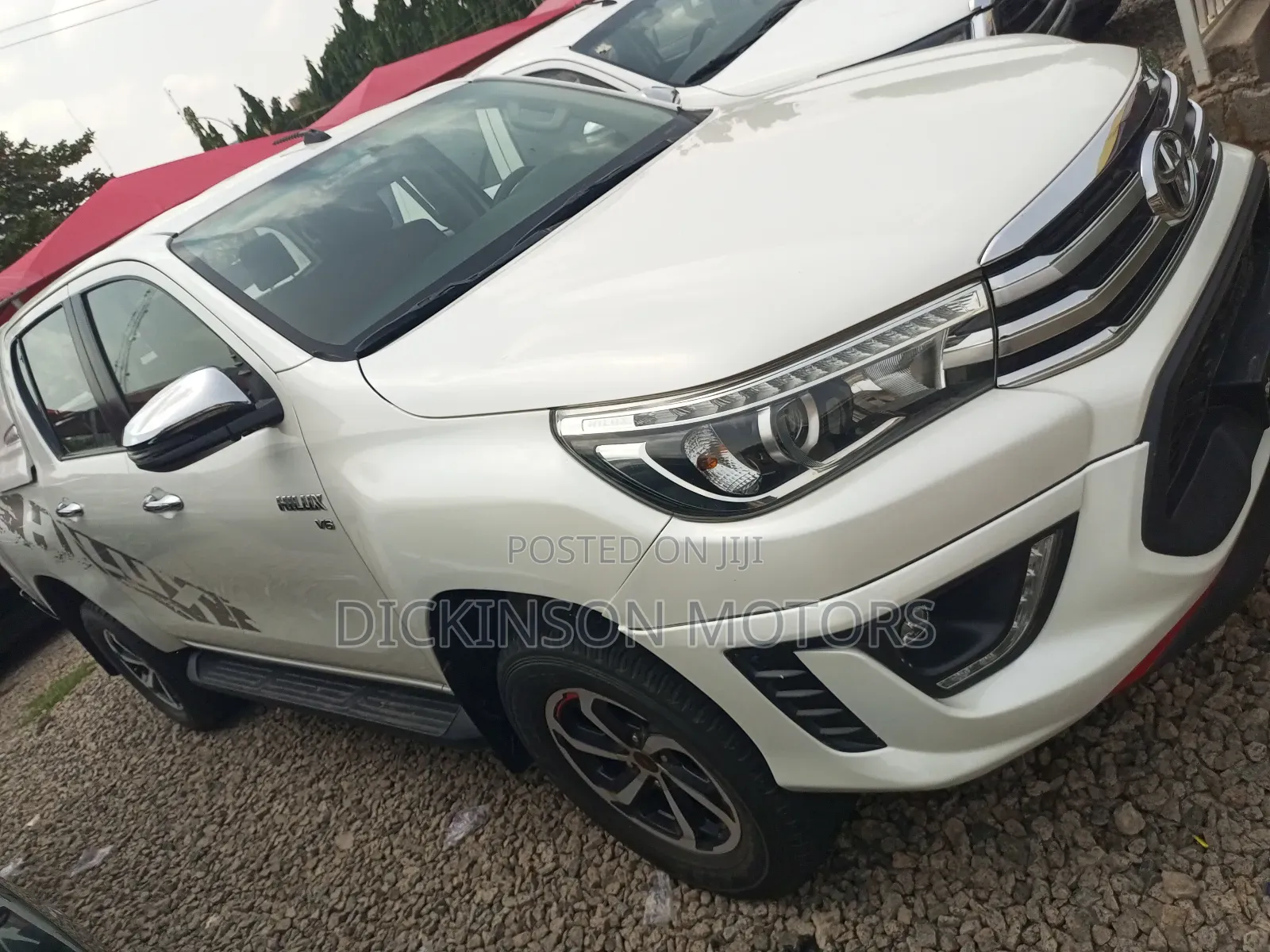 Toyota Hilux 2020 White