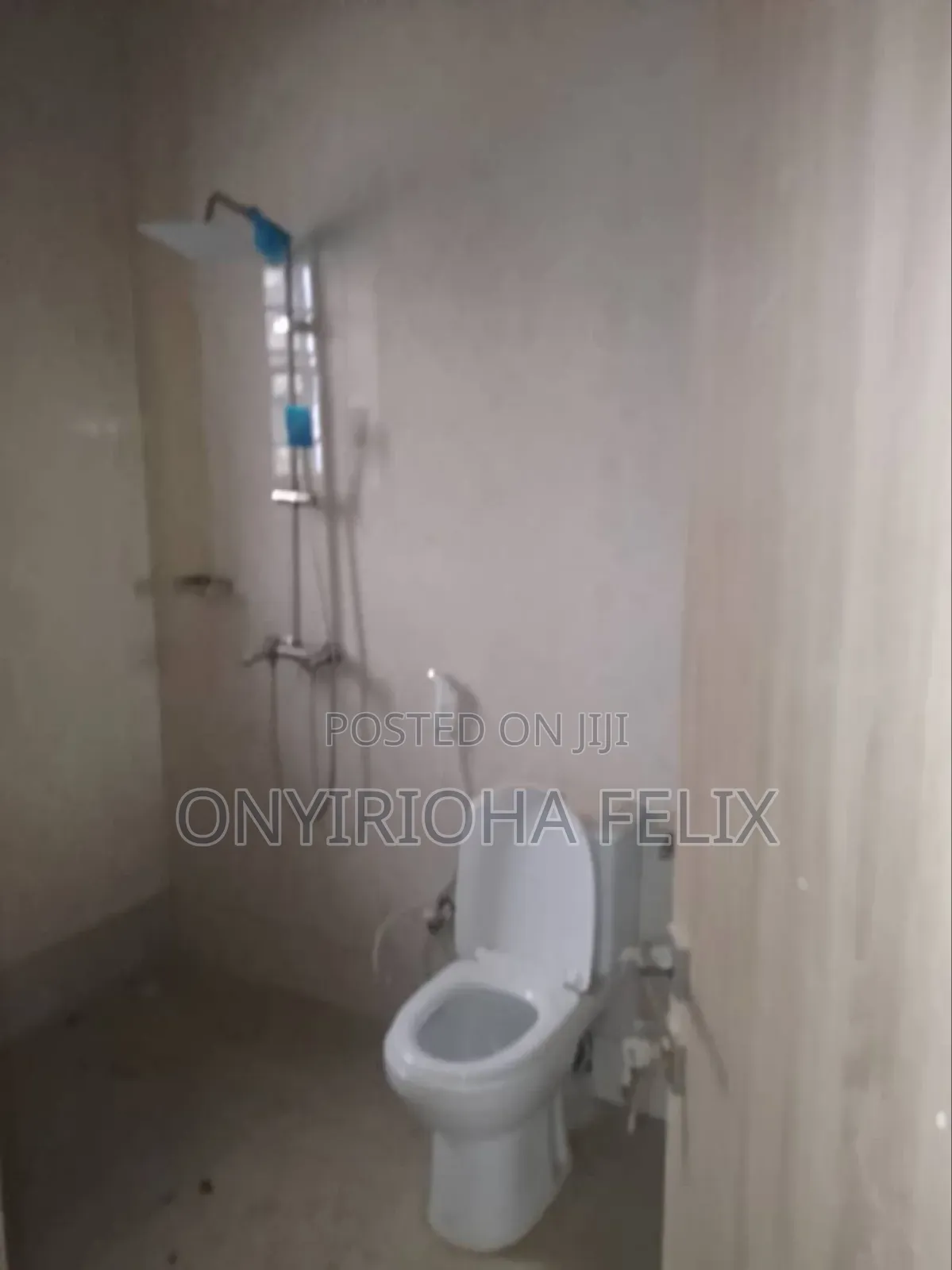 3bdrm Bungalow in Gwarinpa Extension, Life Camp for rent