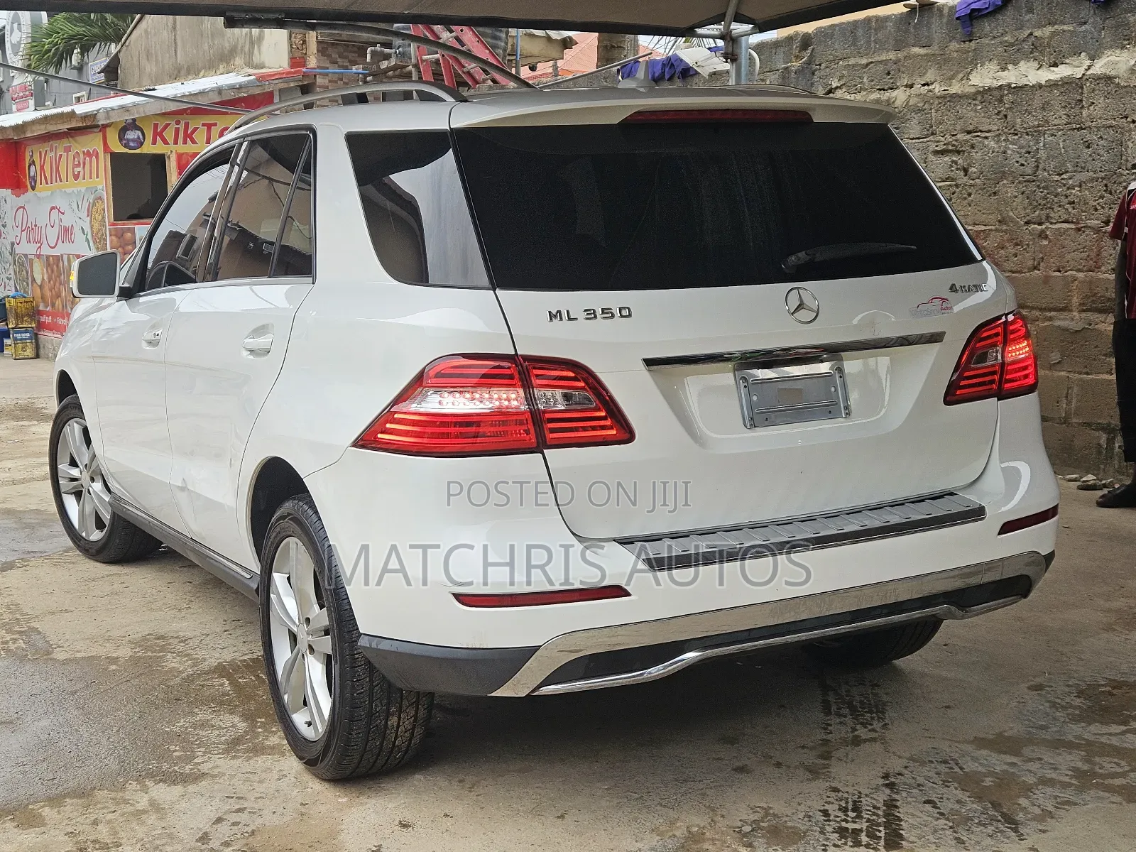 Mercedes-Benz M Class ML350 4MATIC 4dr SUV AWD (3.5L 6cyl 7A) 2014