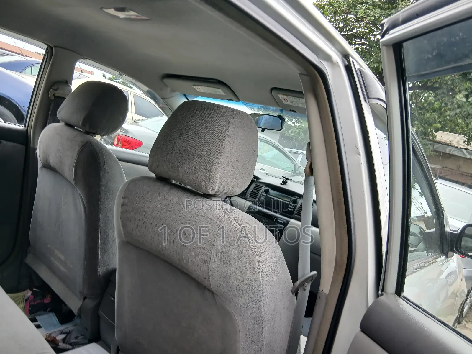 Toyota Corolla LE 2004 Silver