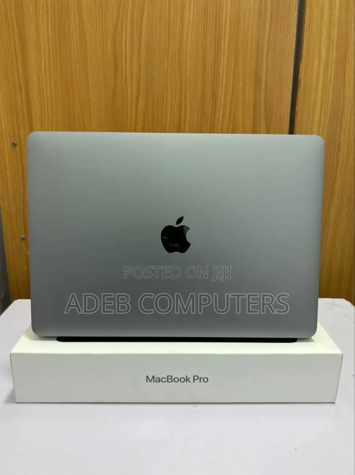 Laptop Apple MacBook Pro 2020 8GB Apple M1 Pro SSD 256GB