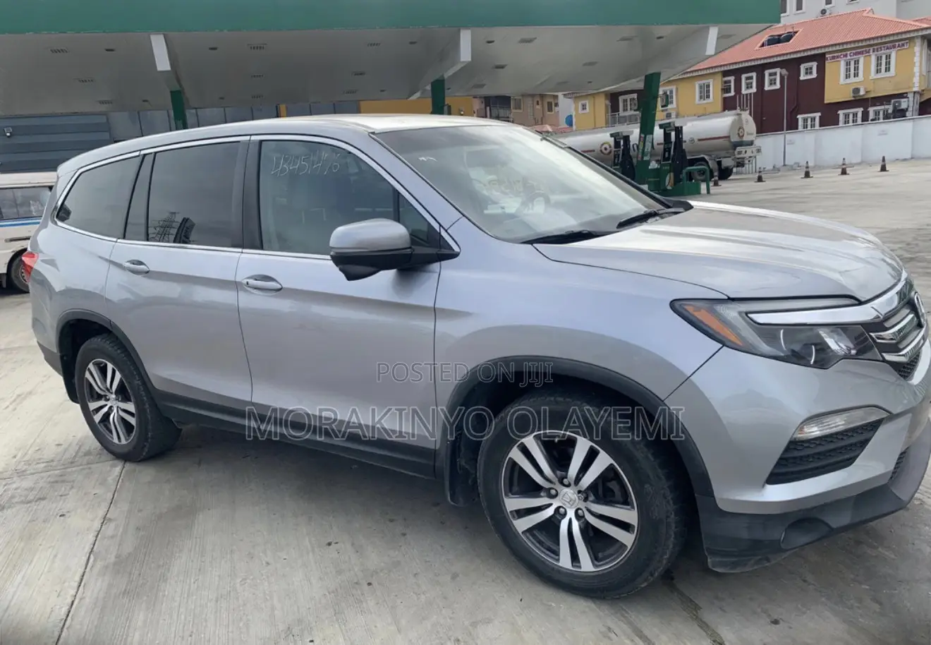 Honda Pilot Touring 4dr SUV (3.5L 6cyl 9A) 2017 Silver
