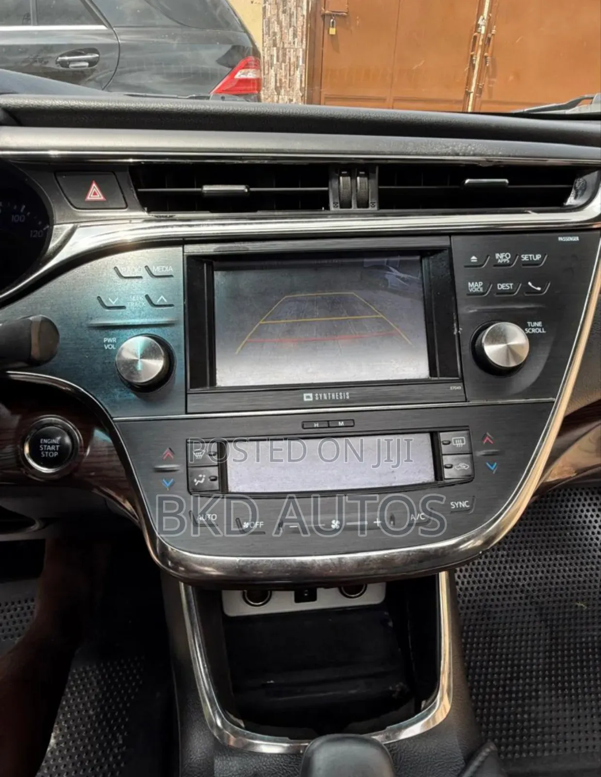 Toyota Avalon Limited 4dr Sedan (3.5L 6cyl 6A) 2014 Black