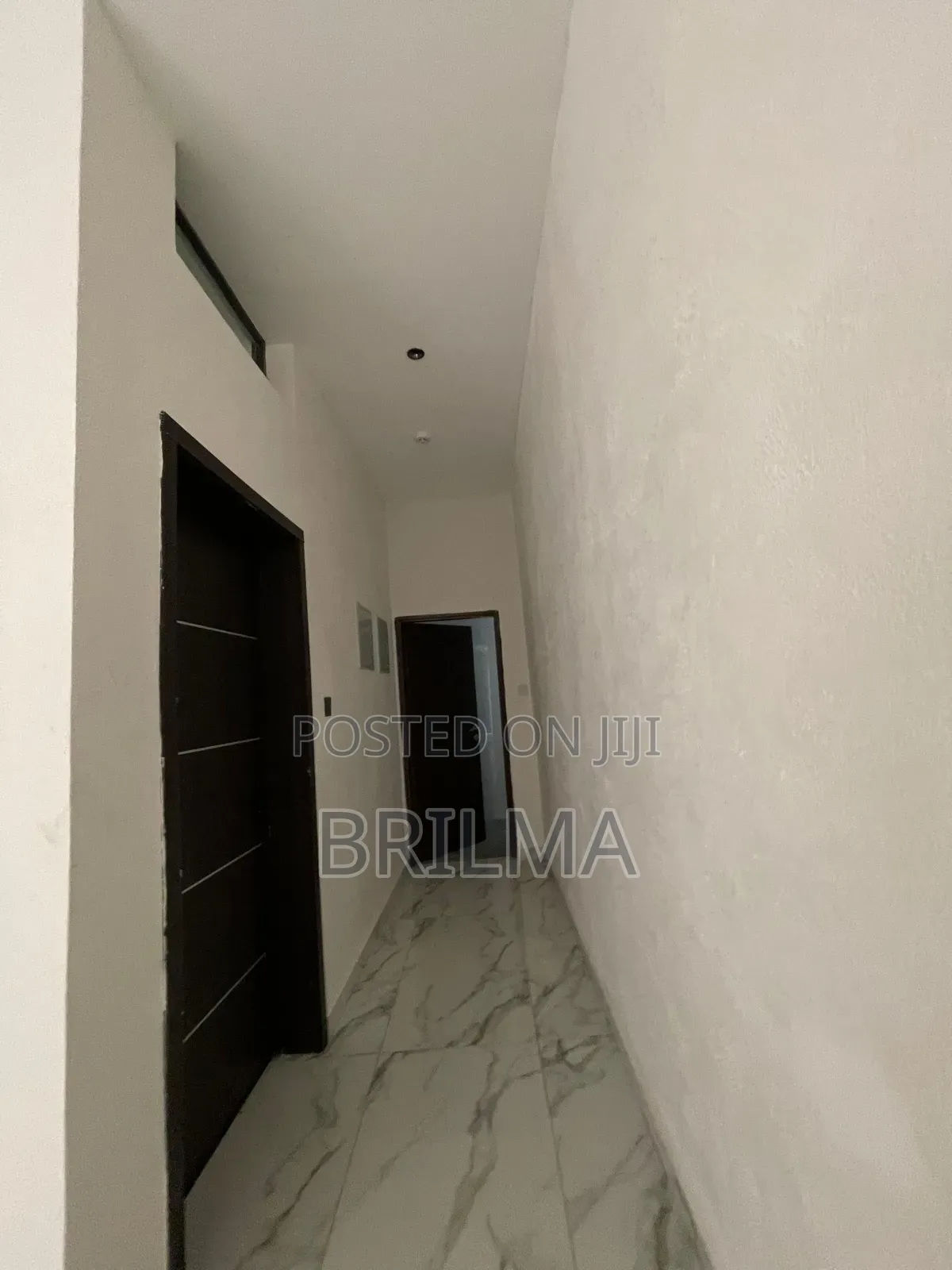 7 Bedroom Office Space in Wuse Zone 3 for Rent