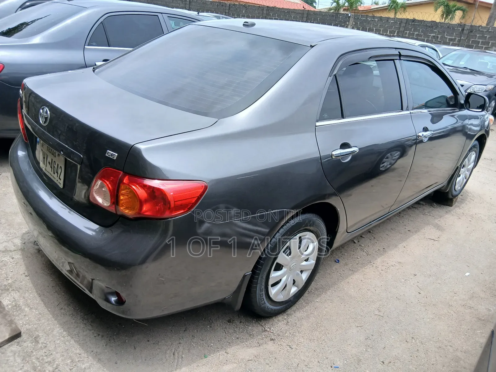 Toyota Corolla LE 4dr Sedan (1.8L 4cyl 4A) 2010 Gray