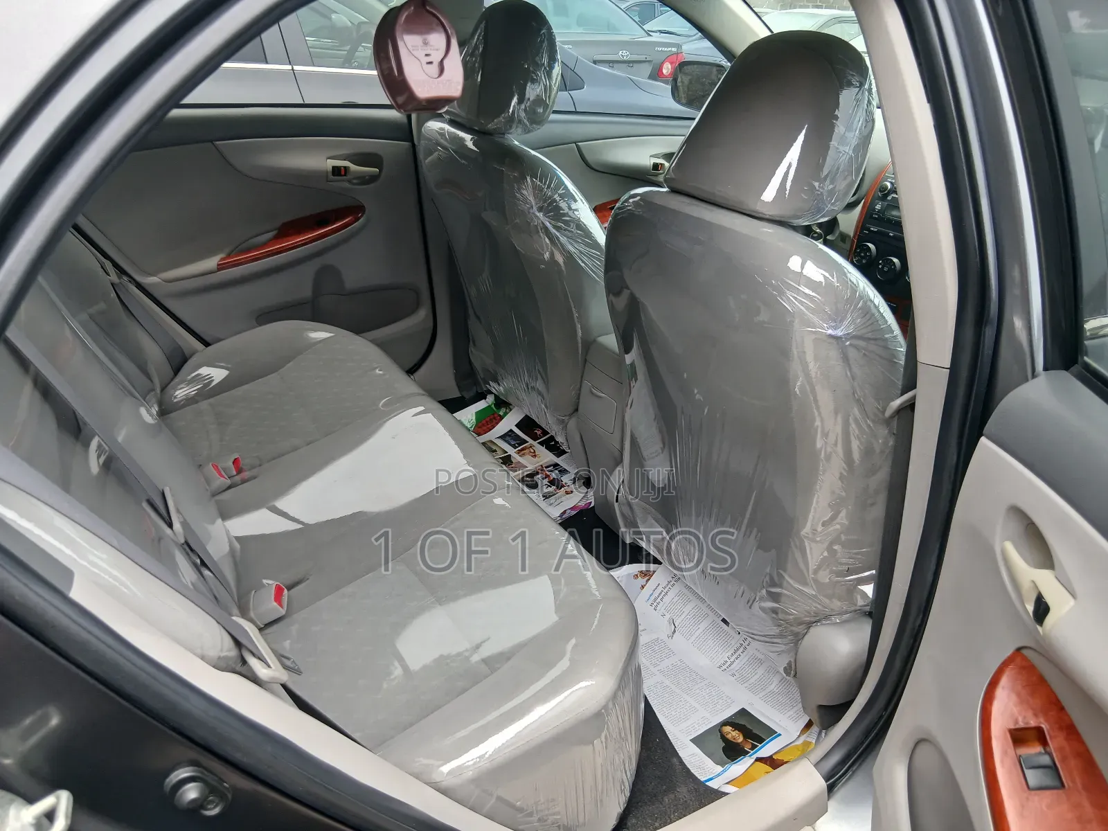 Toyota Corolla LE 4dr Sedan (1.8L 4cyl 4A) 2010 Gray