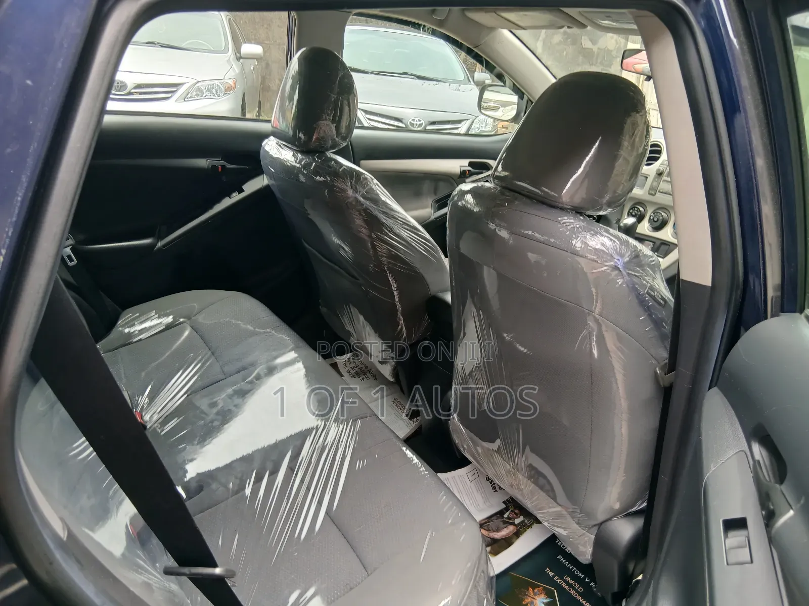 Toyota Matrix Hatchback FWD (1.8L 4cyl 5M) 2010 Blue