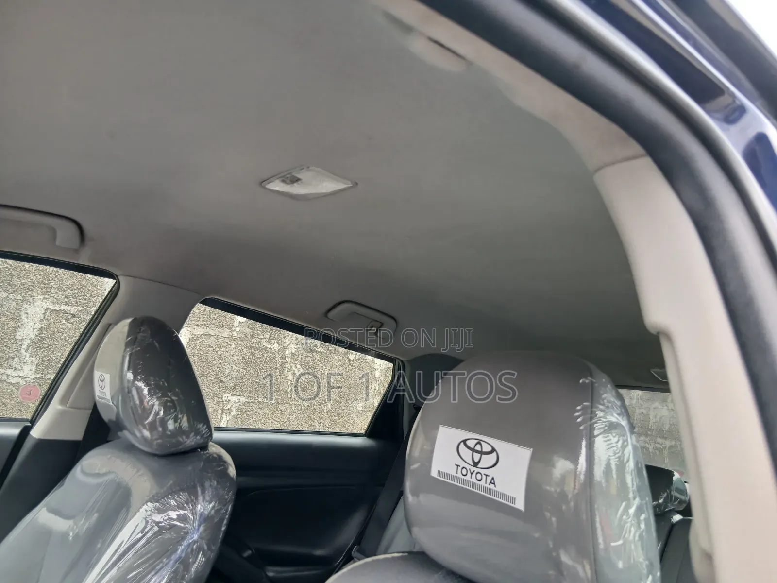 Toyota Matrix Hatchback FWD (1.8L 4cyl 5M) 2010 Blue