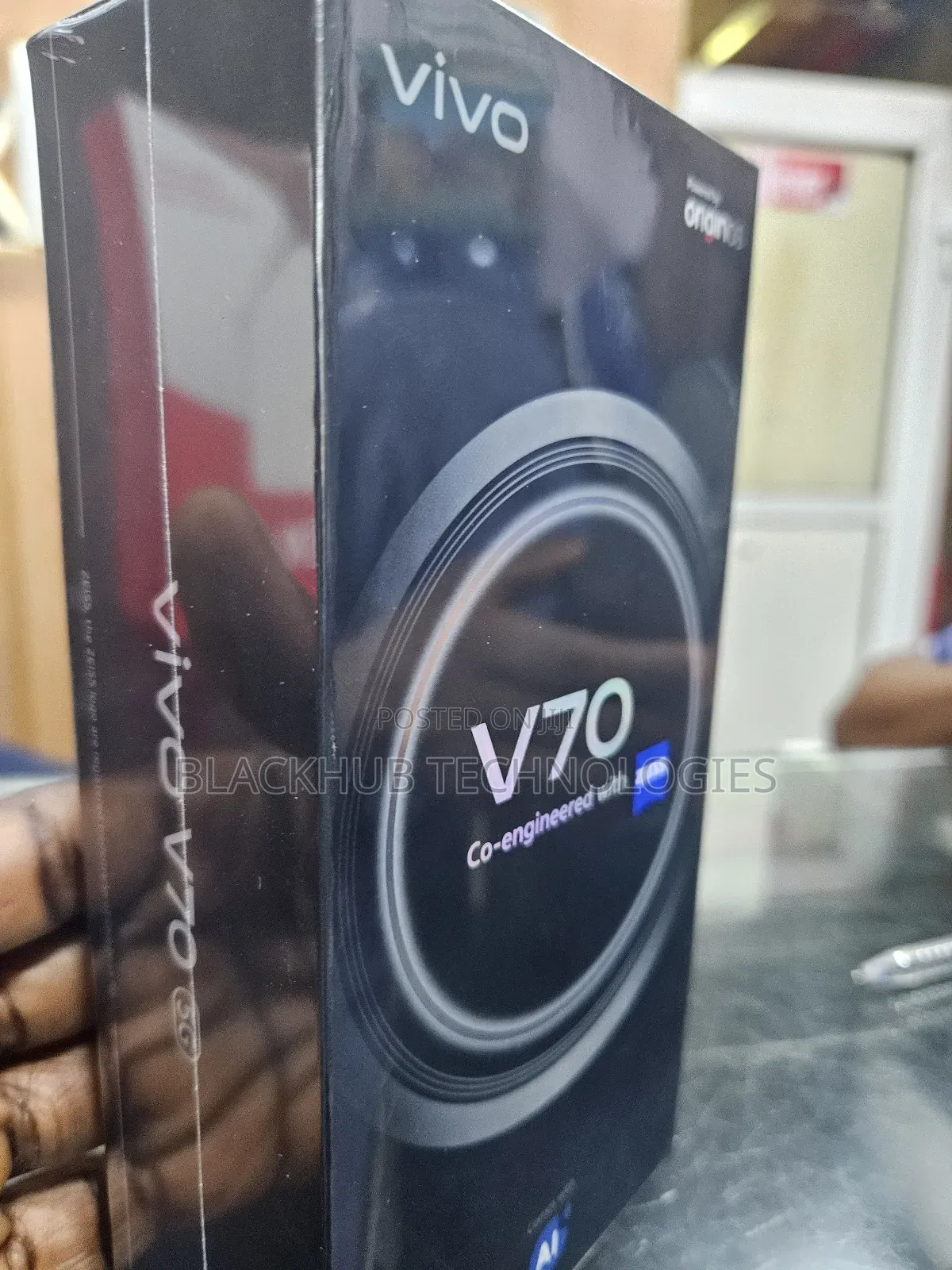 New Vivo V70 512 GB Black
