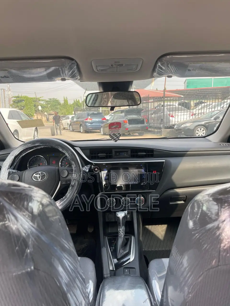 Toyota Corolla 2019 White