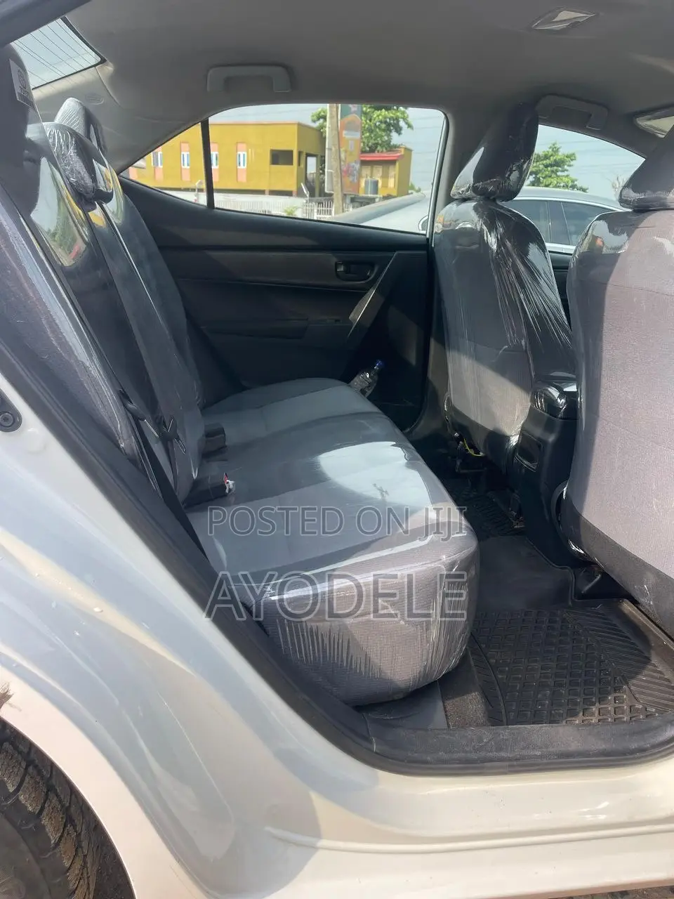 Toyota Corolla 2019 White