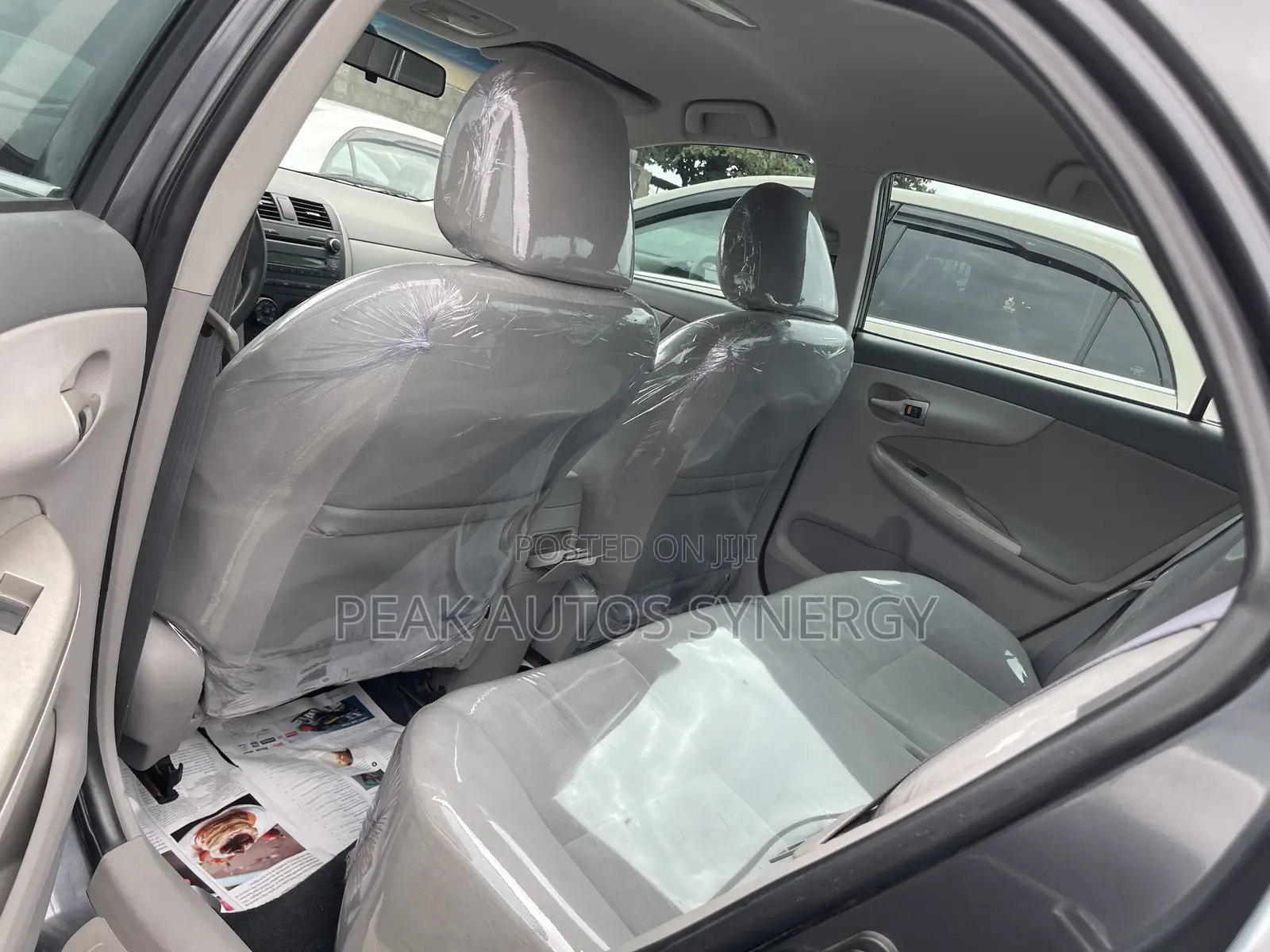 Toyota Corolla LE 4dr Sedan (1.8L 4cyl 4A) 2010 Gray