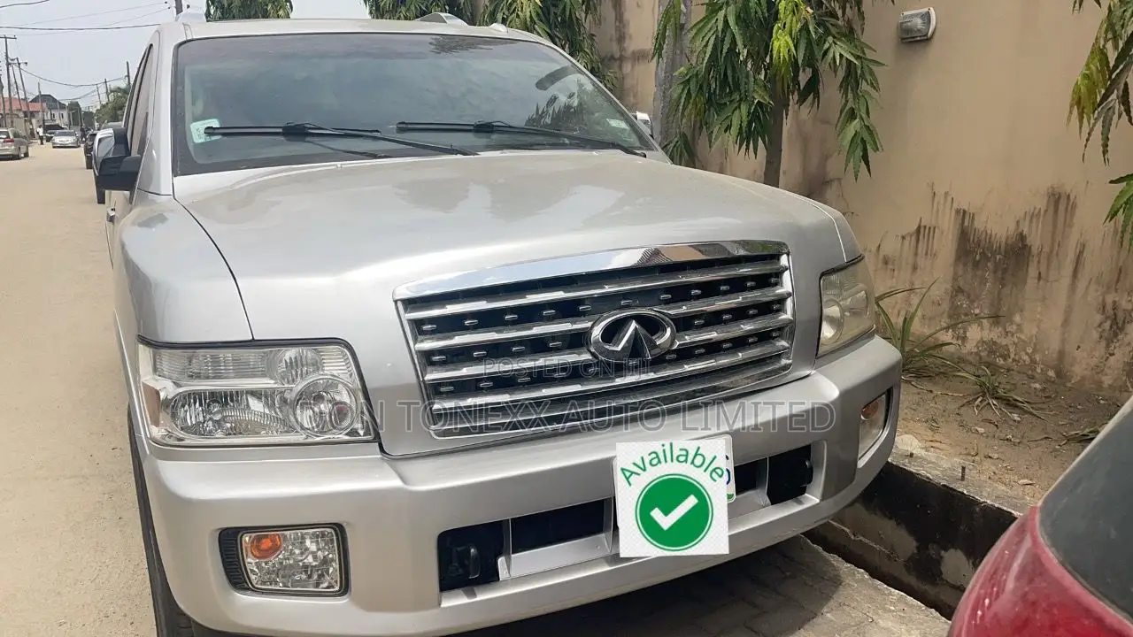 Infiniti QX56 2010 Silver