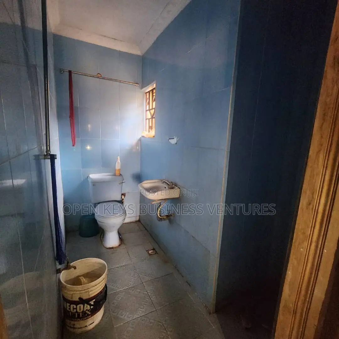 4bdrm Bungalow in Yawiri, Akobo-Ojurin for sale
