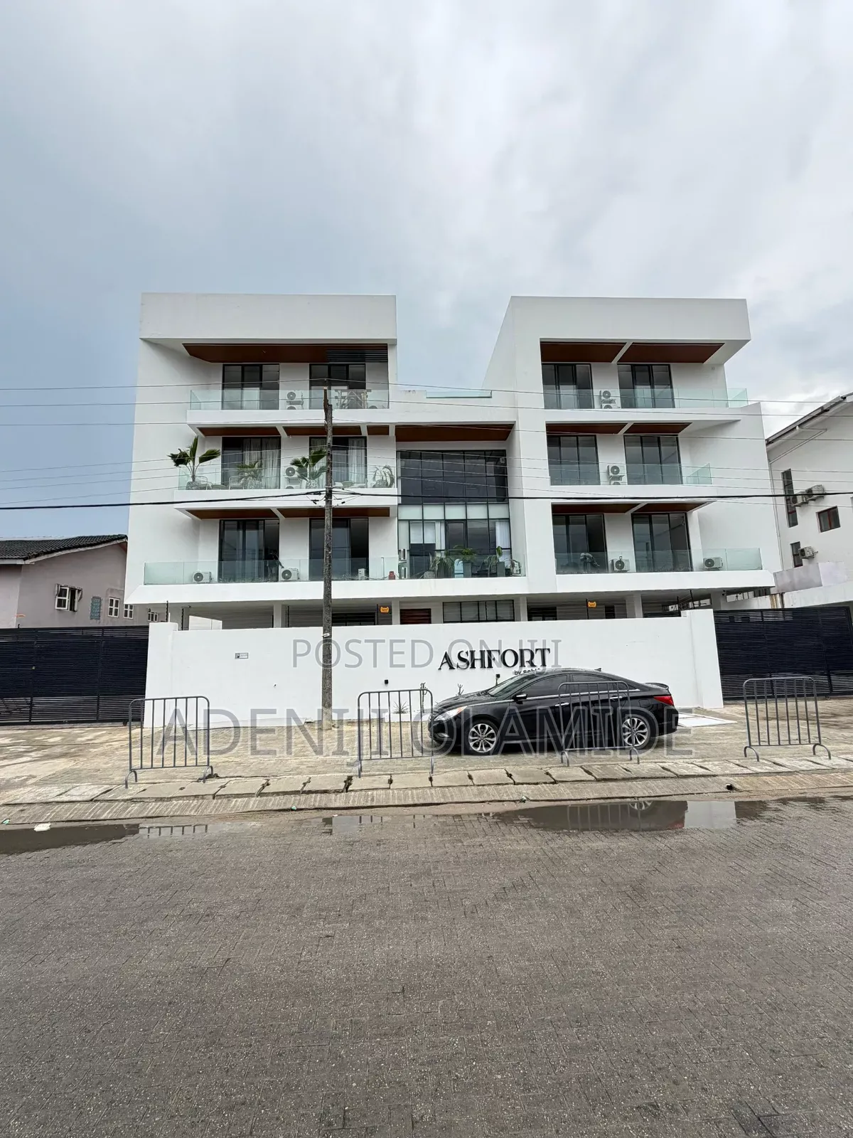 Furnished 2bdrm Apartment in Lekki for sale