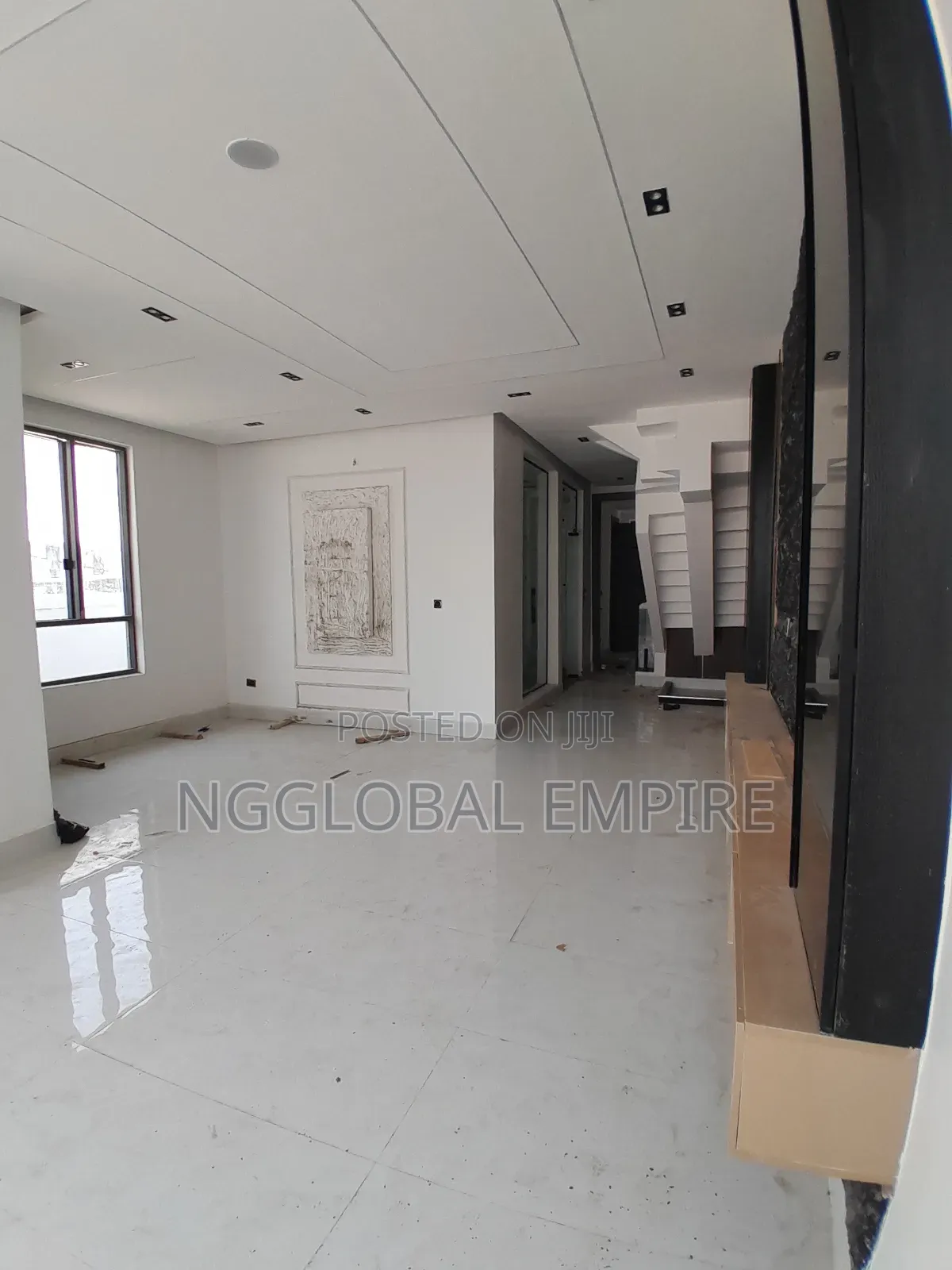 4bdrm Duplex in Alternative Route, Chevron for sale