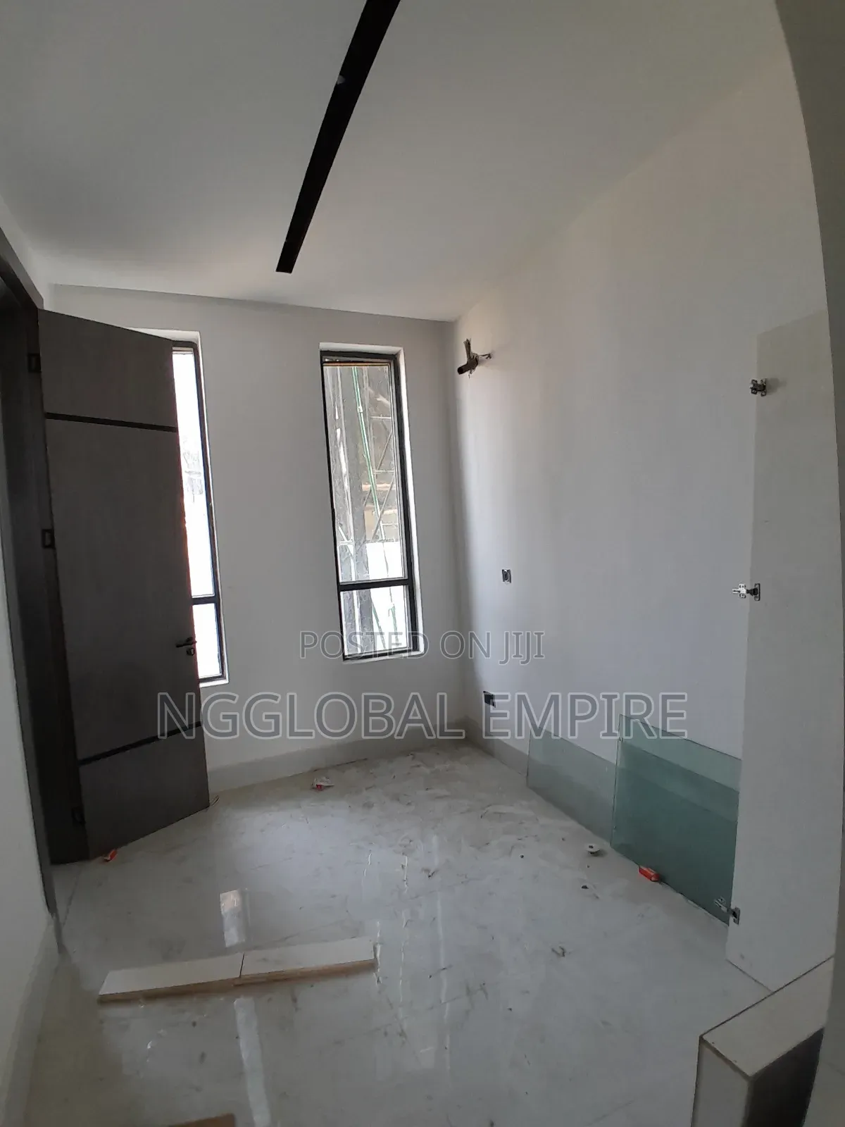 4bdrm Duplex in Alternative Route, Chevron for sale