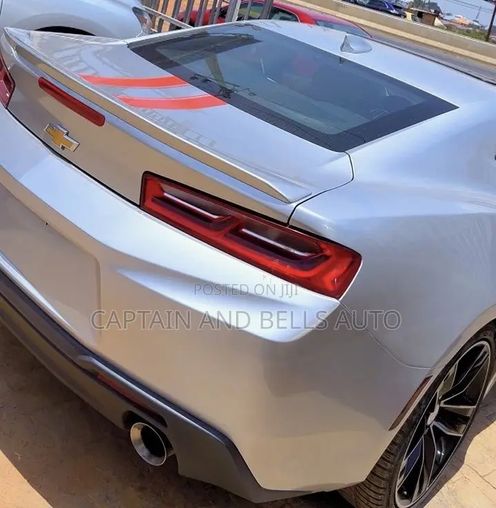 Chevrolet Camaro 2018 Silver