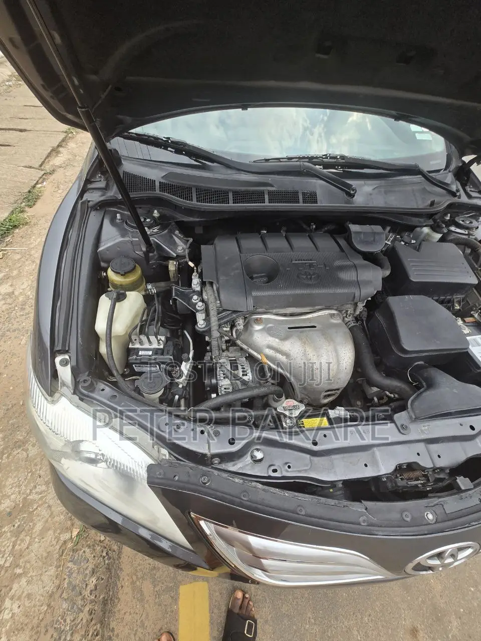 Toyota Camry LE 4dr Sedan (2.5L 4cyl 6A) 2011 Gray