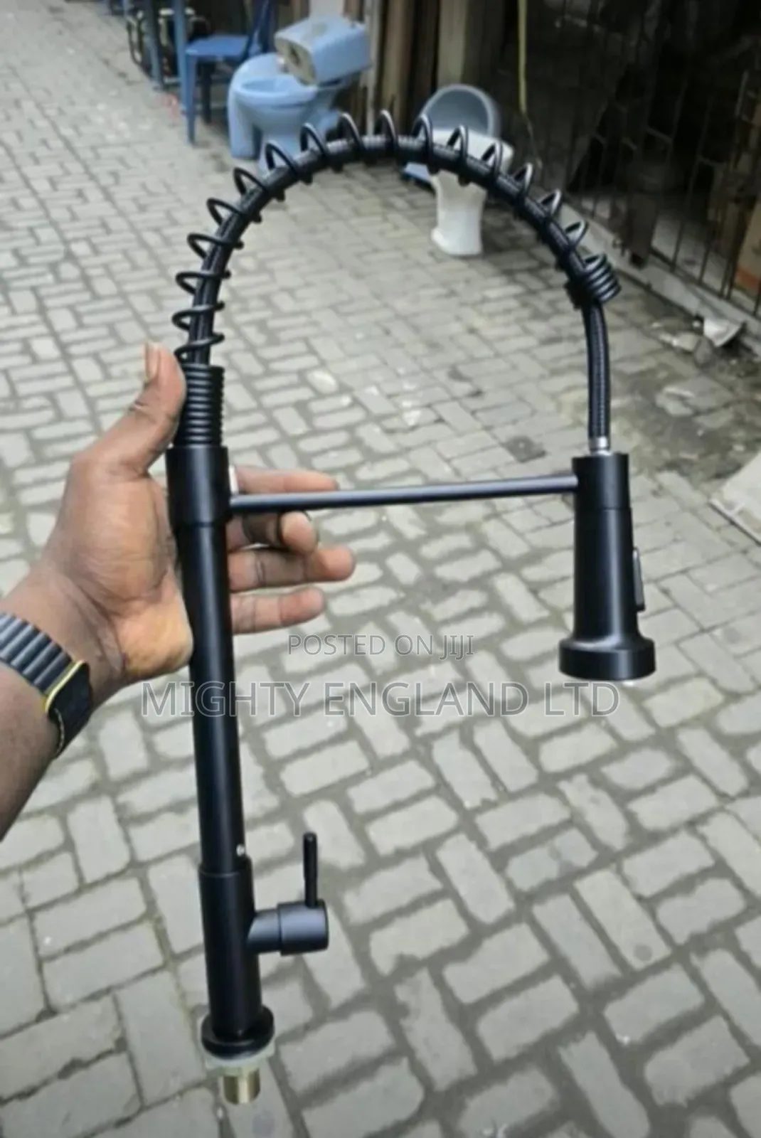 Modern Matte Black Commercial-Style Kitchen Sink Faucet