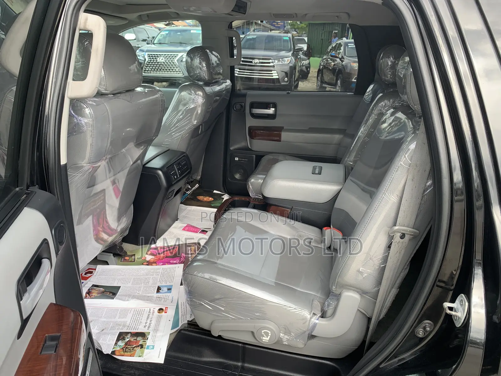 Toyota Sequoia 2015 Black