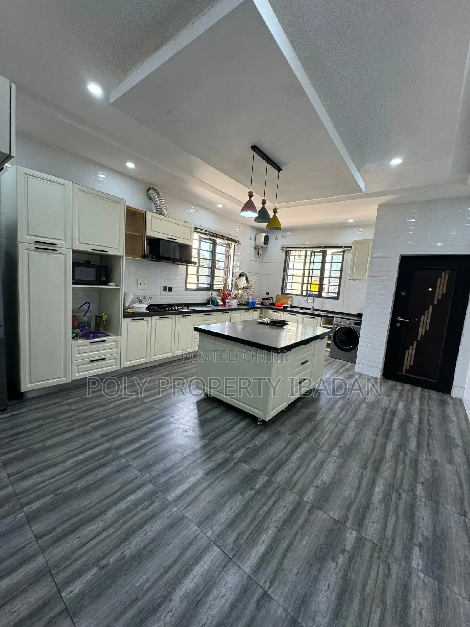 Furnished 4bdrm Apartment in Engr Lere Adigun, Ibadan for rent