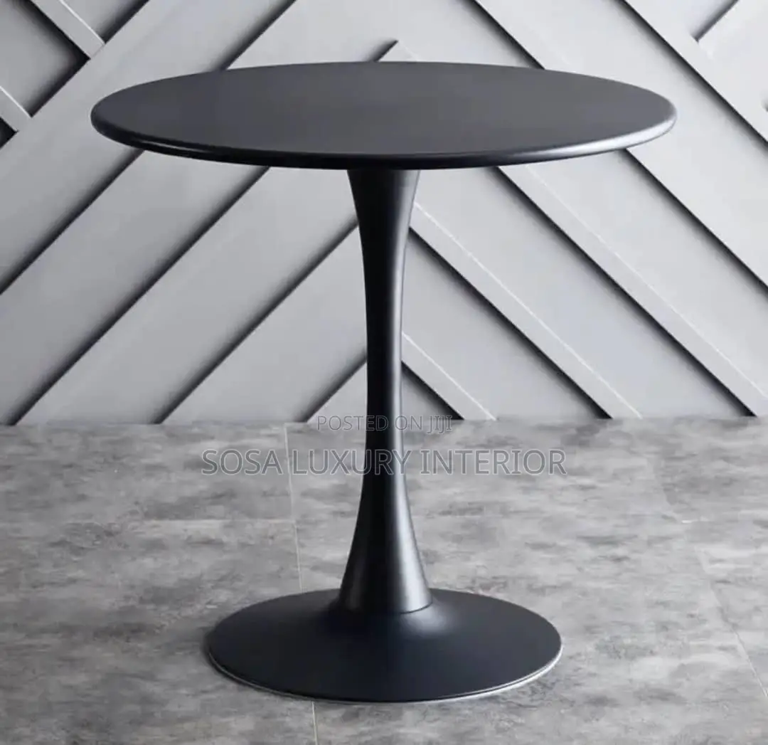 Modern Black Round Restaurant Table With Pedestal Base