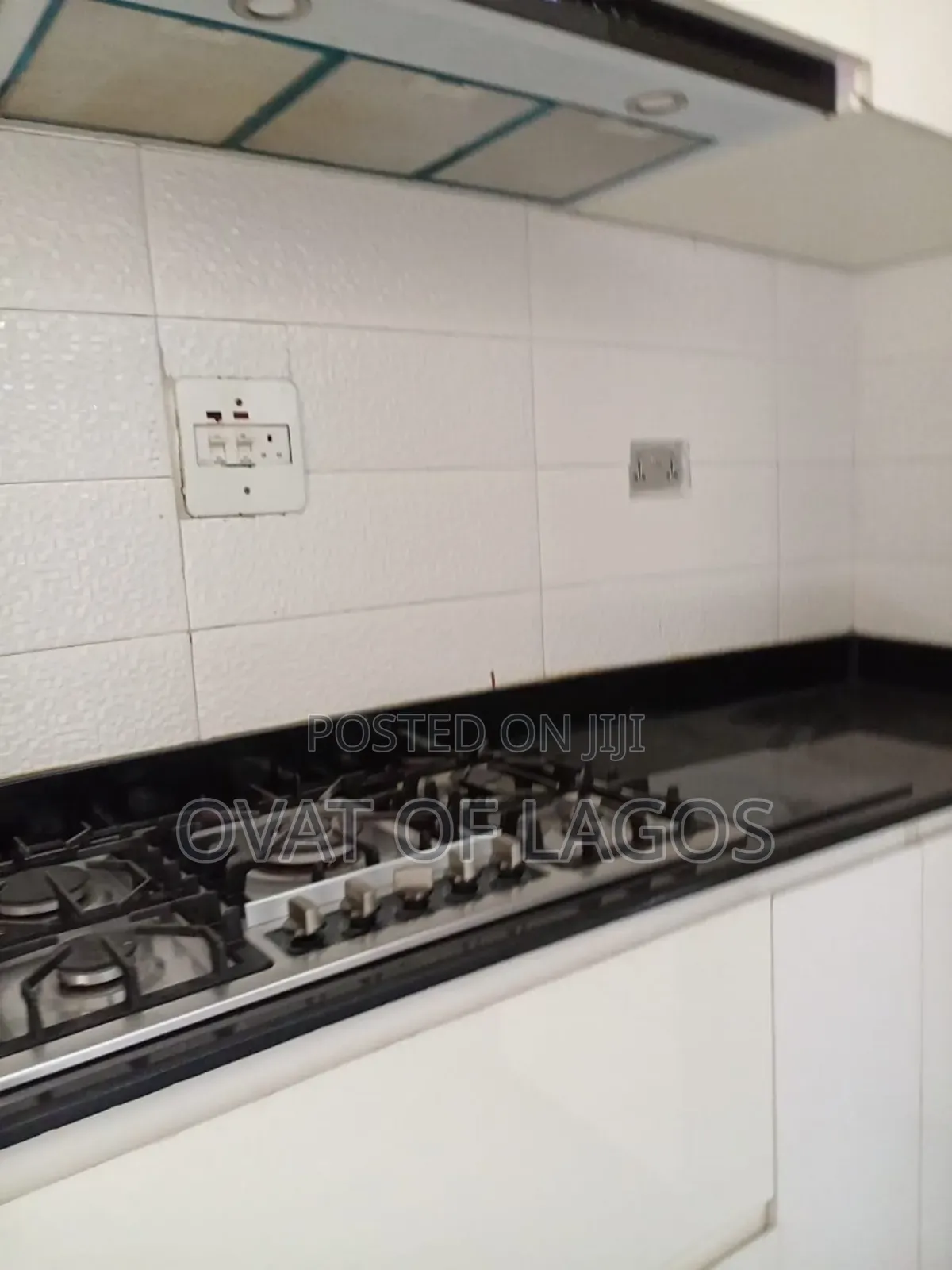 Furnished 4bdrm Duplex in Chevron for rent