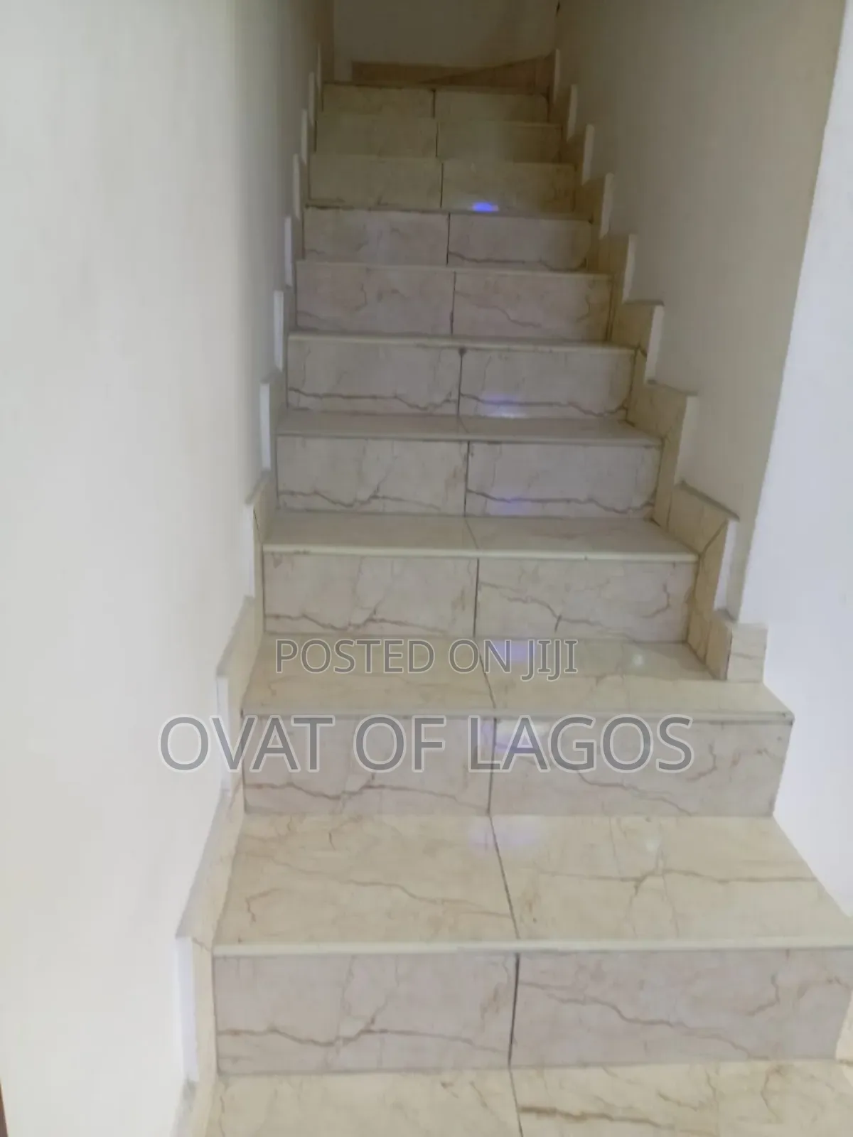 Furnished 4bdrm Duplex in Chevron for rent