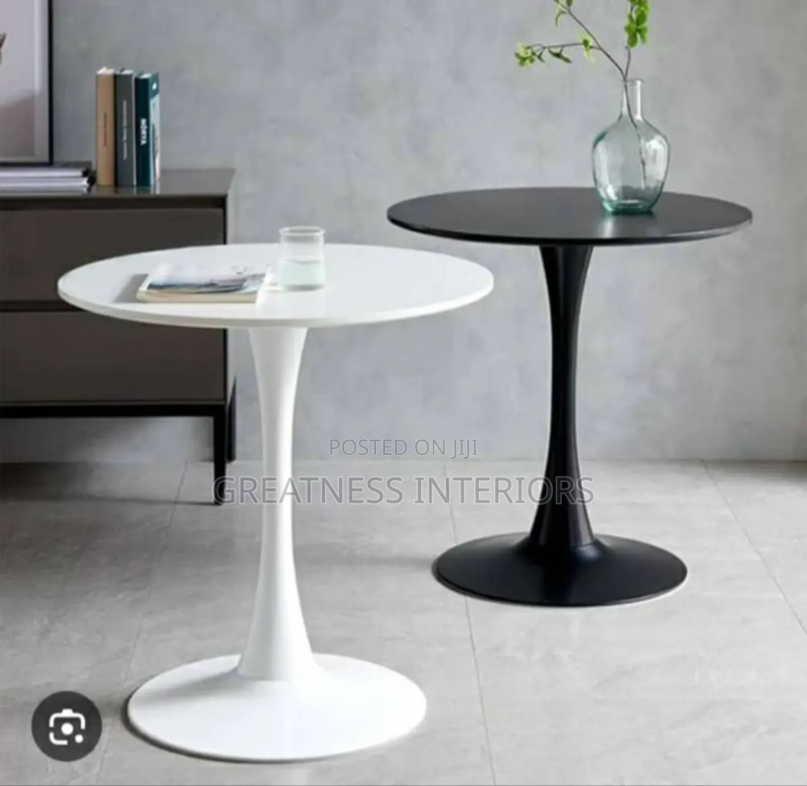 Modern Round Pedestal Table