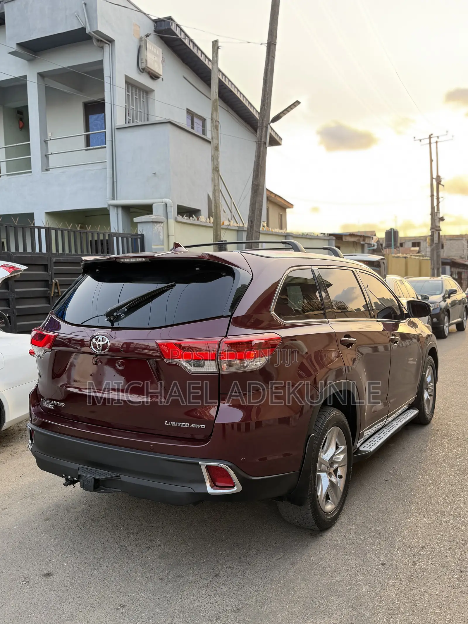 Toyota Highlander 2015 Red