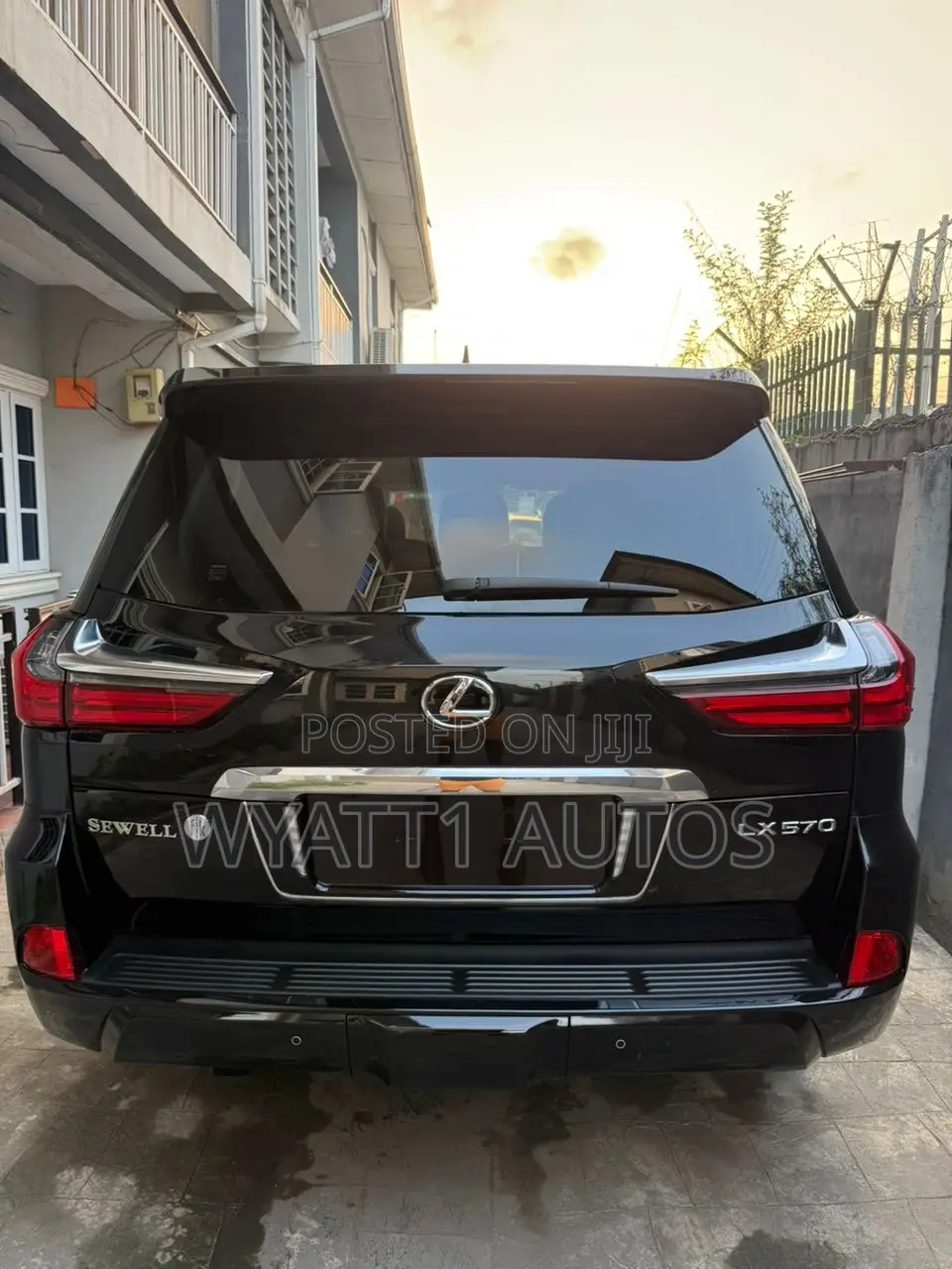 Lexus LX 570 AWD 2021 Black