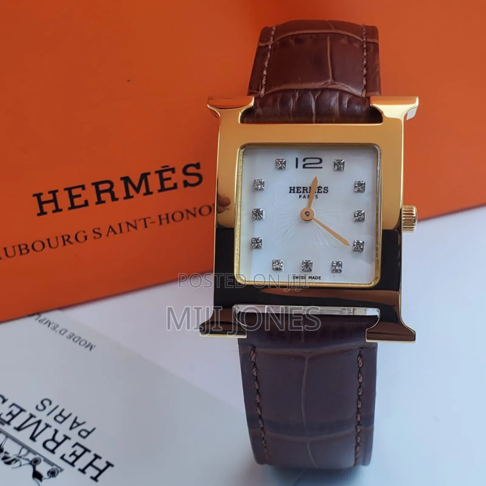"Unisex Hermes Replica - Classic Leather Strap Watch"