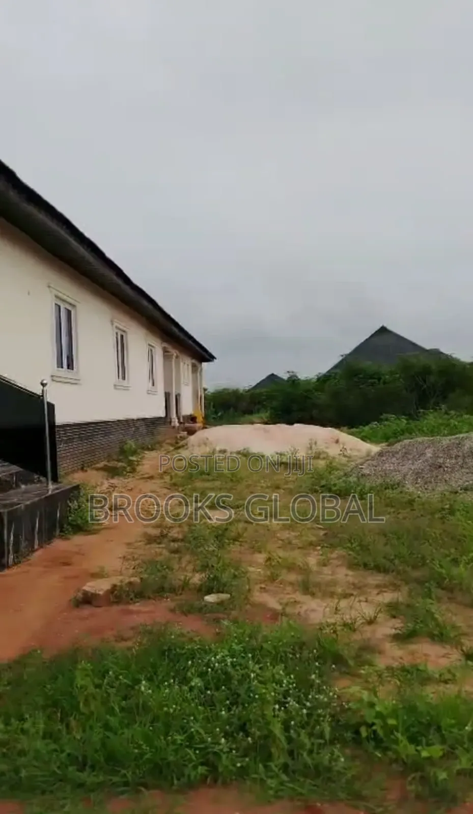 3bdrm Bungalow in Benin City for sale