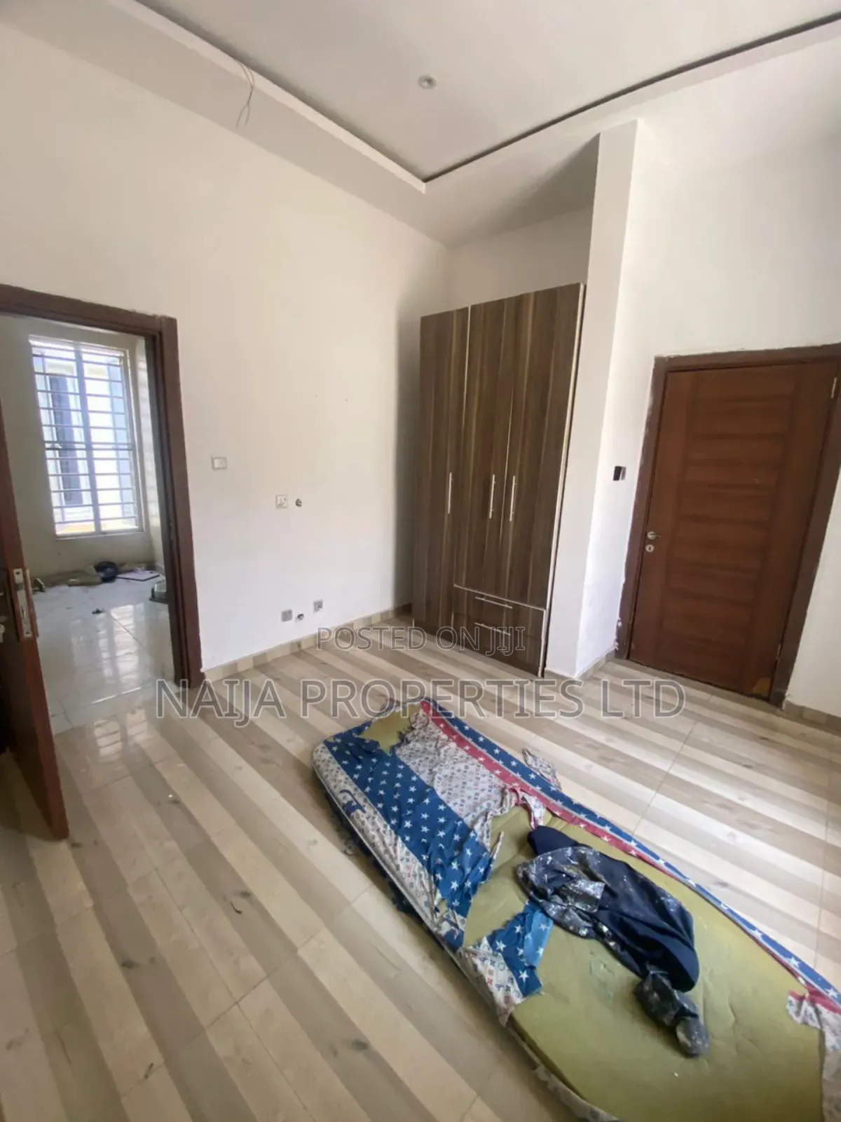 5bdrm Duplex in Osapa London for rent