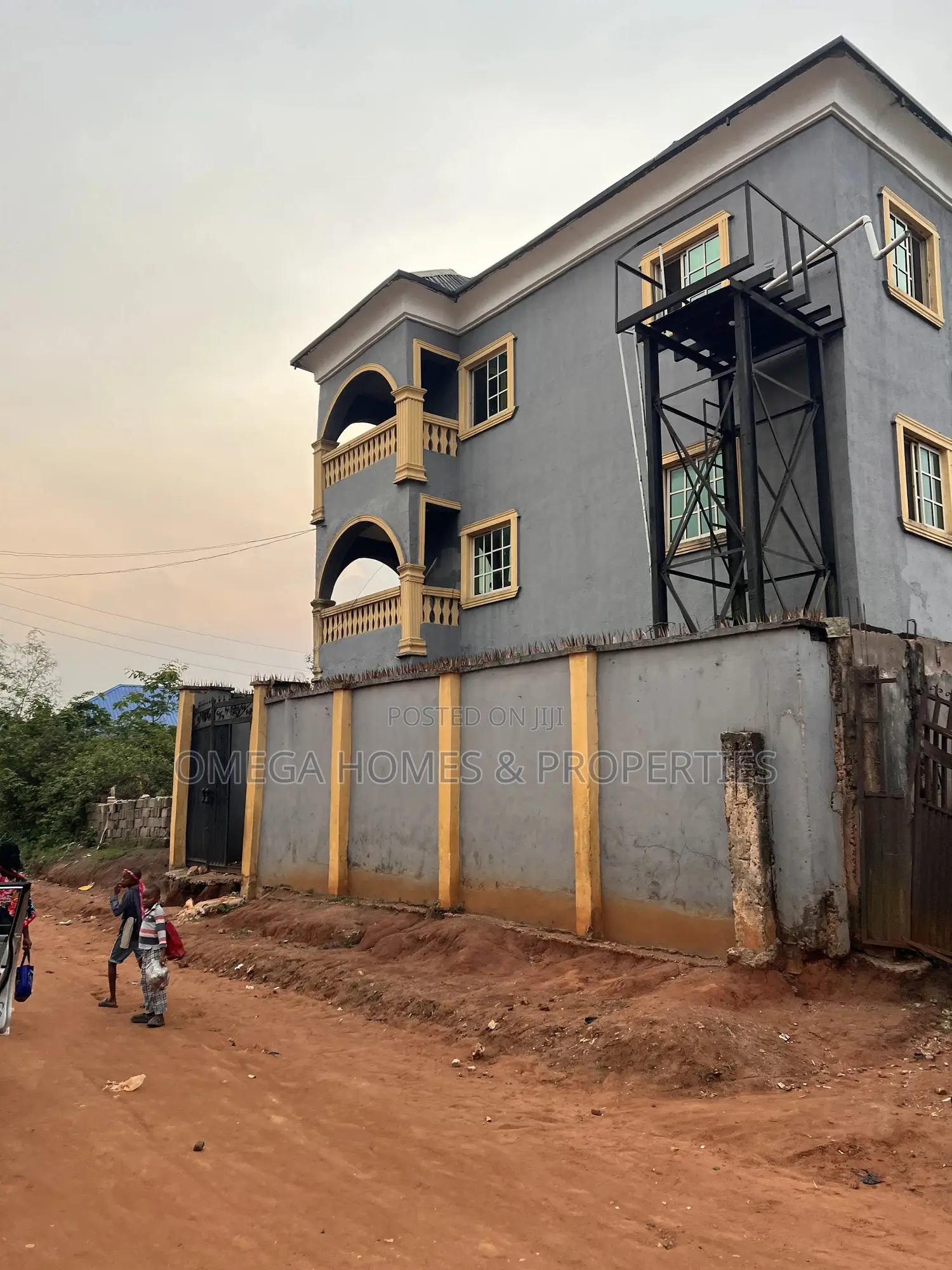 2bdrm Block of Flats in Umuahia for sale