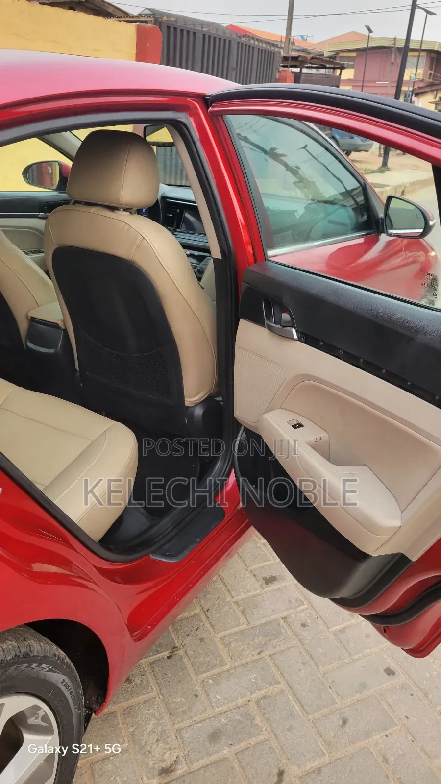 Hyundai Elantra Limited Sedan FWD (2.0L 4cyl 6A) 2017 Red
