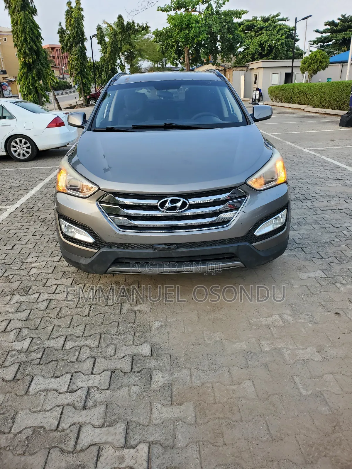 Hyundai Santa Fe 2013 Gray