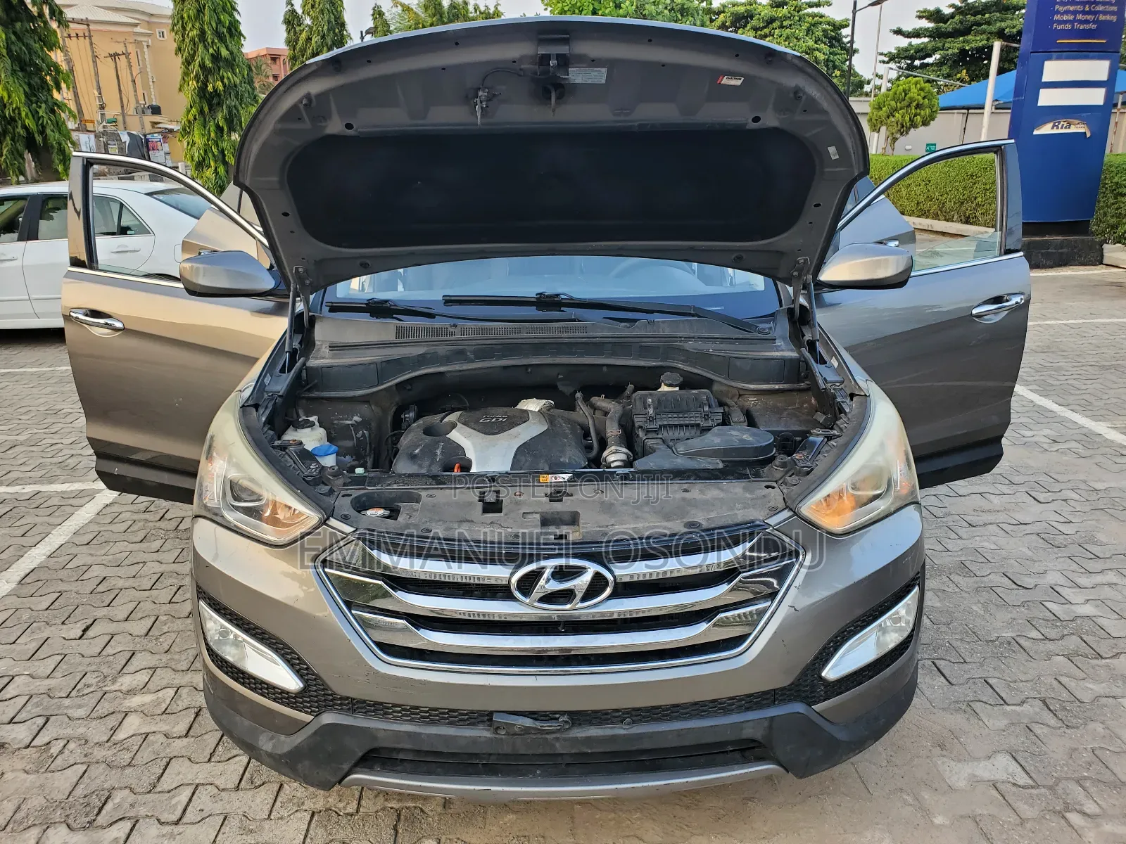Hyundai Santa Fe 2013 Gray