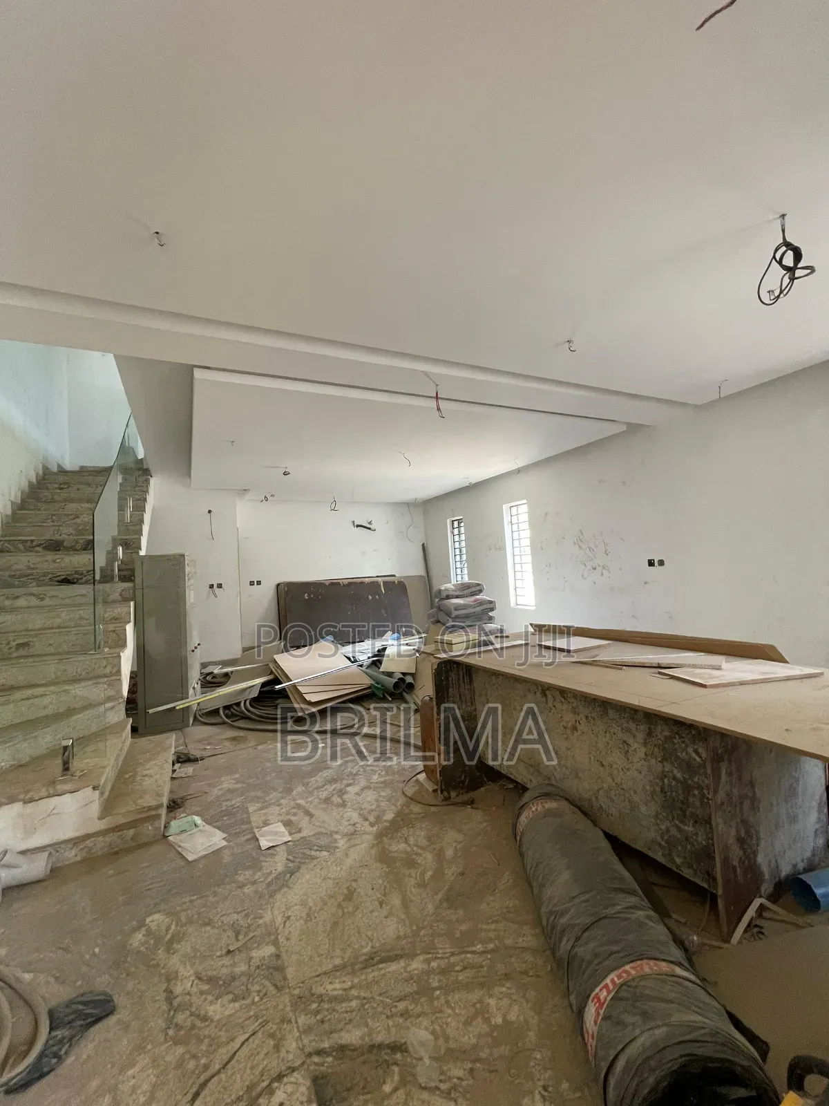 5bdrm Duplex in Zone 3 / Wuse for sale