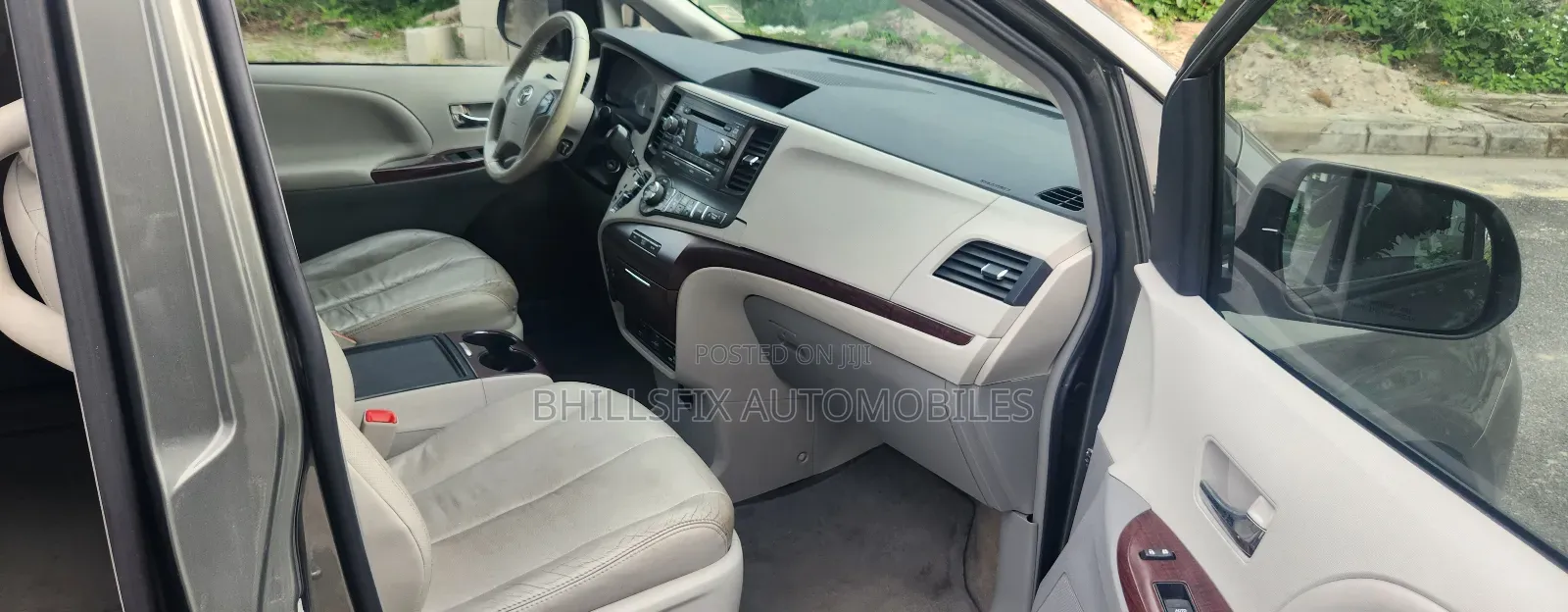 Toyota Sienna XLE 8 Passenger 2012 Green