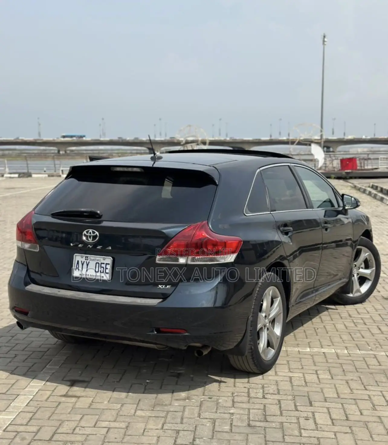 Toyota Venza XLE 4dr Wagon AWD (3.5L 6cyl 6A) 2014 Black