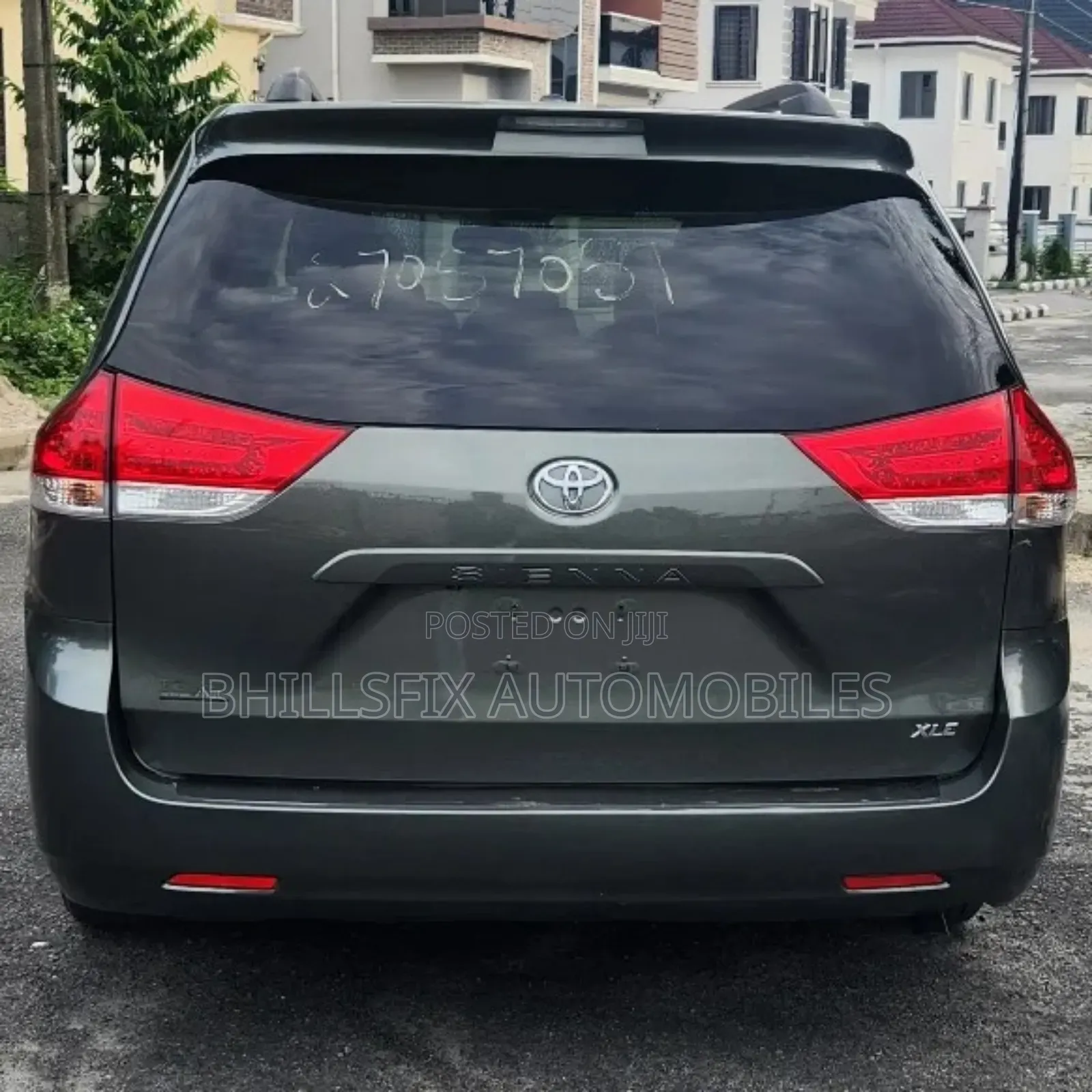 Toyota Sienna XLE 8 Passenger 2012 Green