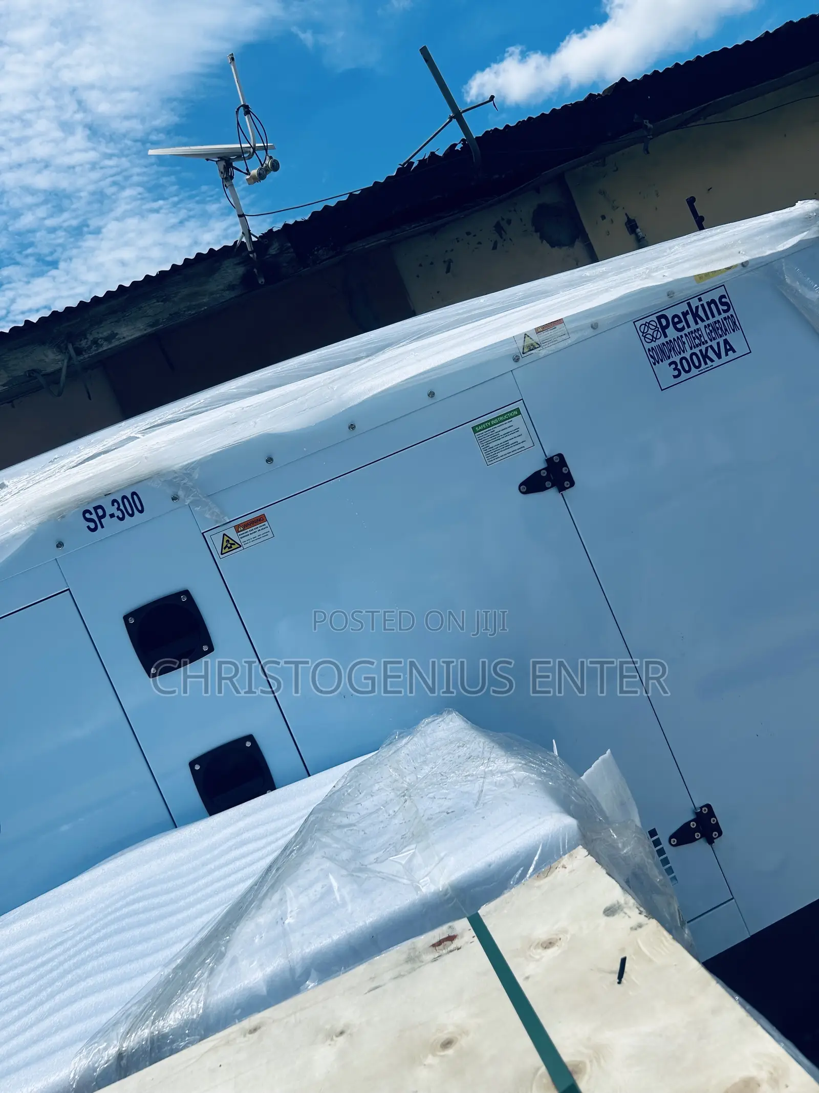 300kva Set of England Perkins Generator With Warranty