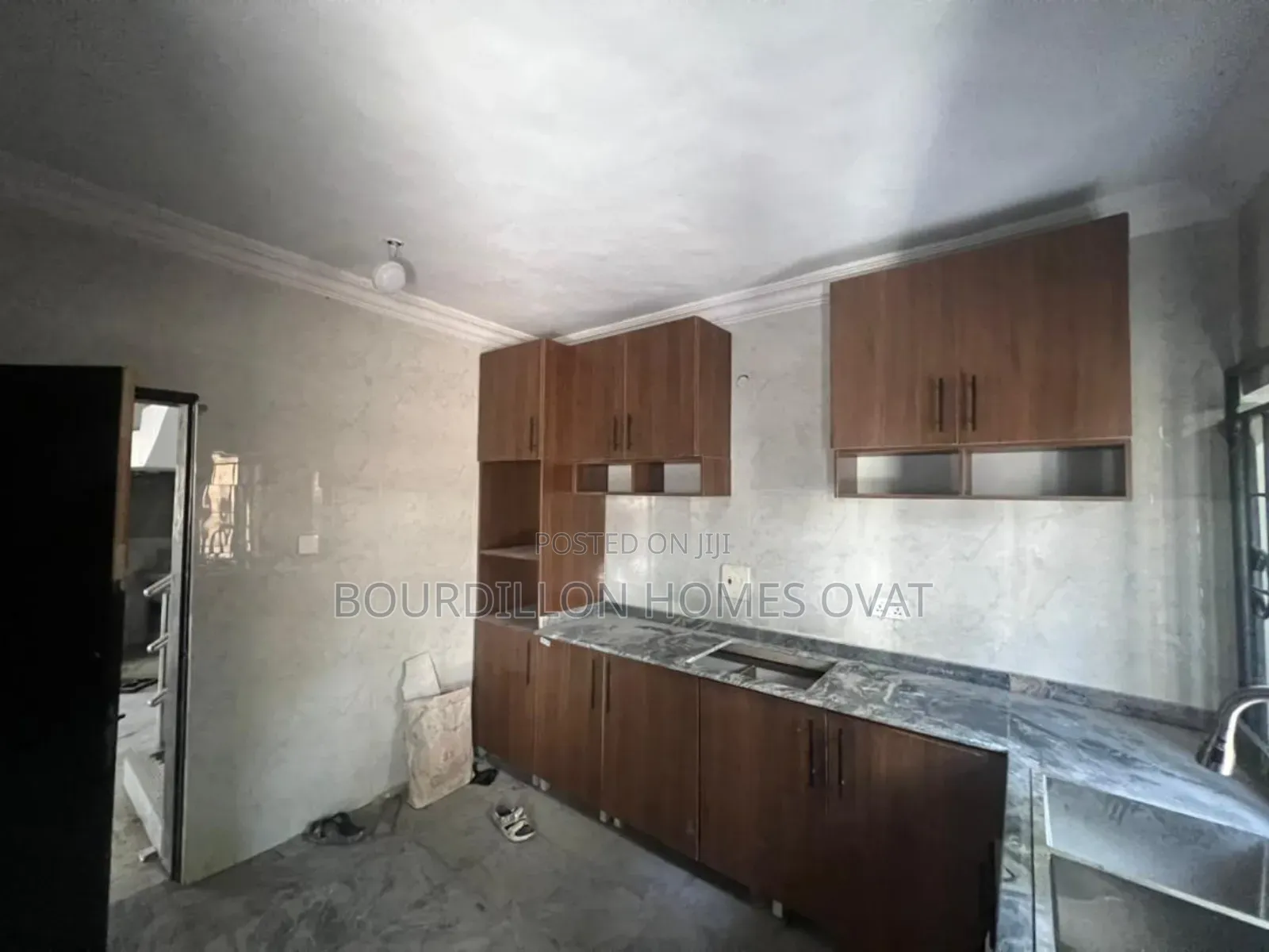 3bdrm Duplex in Ologolo Lekki Lagos for rent