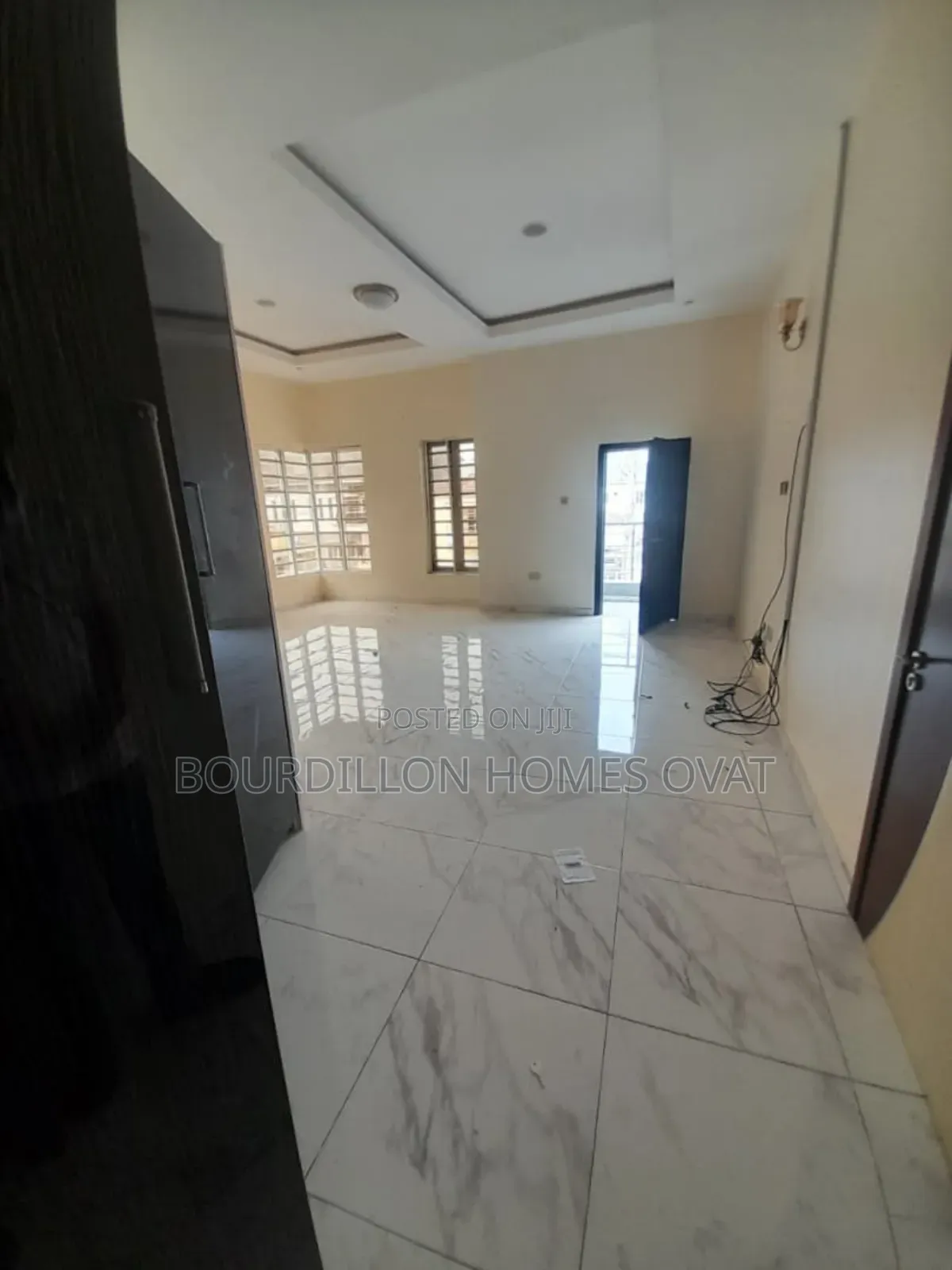 5bdrm Duplex in Chevron Drive Lagos for rent